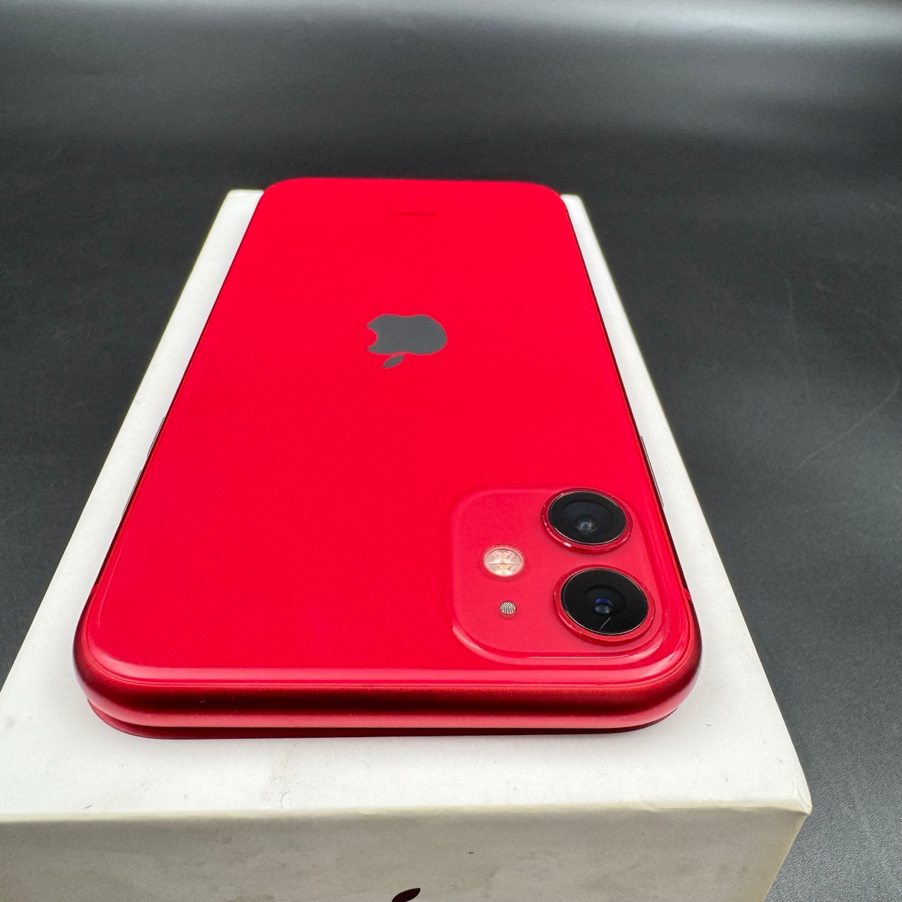 iPhone 11 64GB (Product) Red | Buy Pre-Owned at Swopp