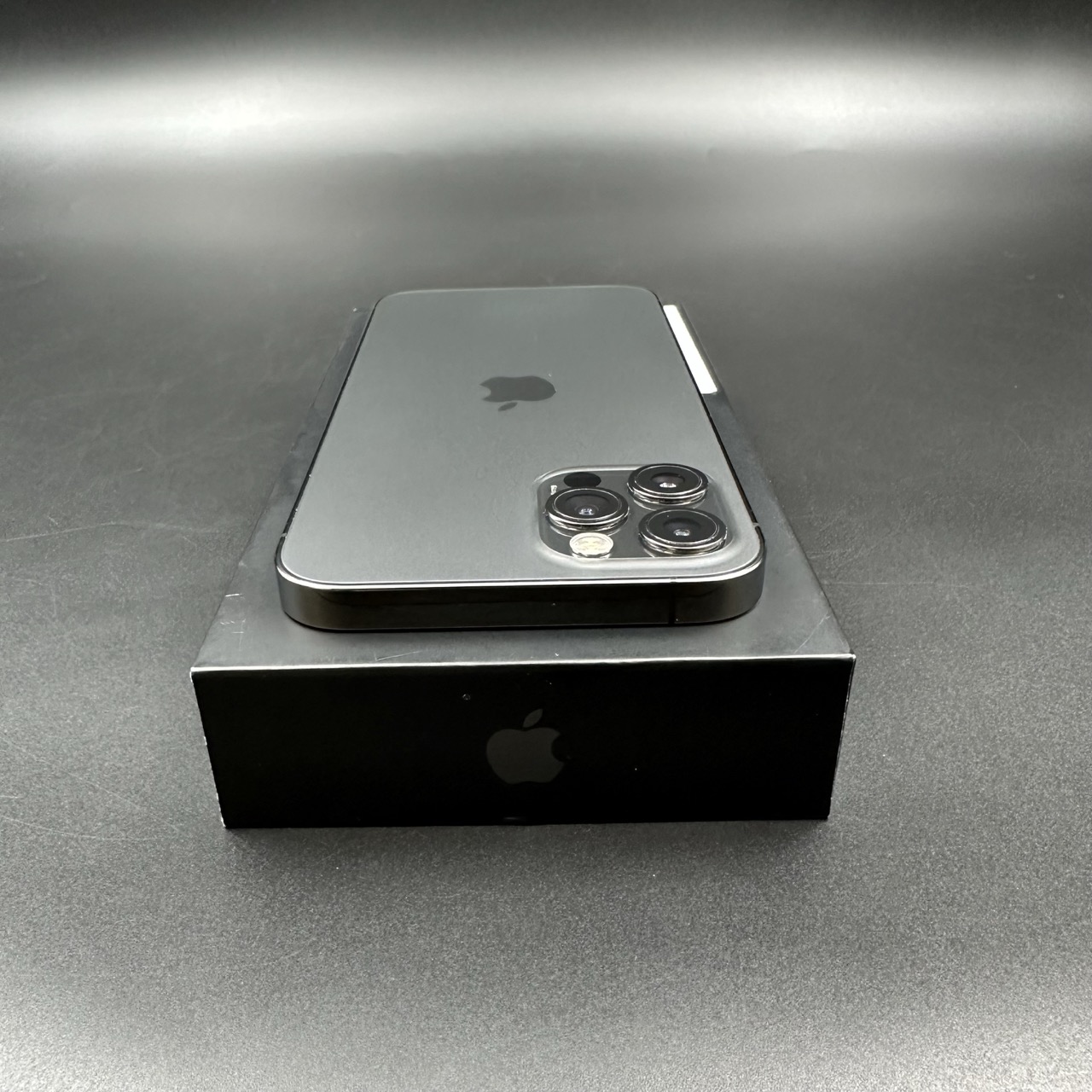 iPhone 12 Pro 128GB Graphite (Rain Only) | Buy Pre-Owned at Swopp