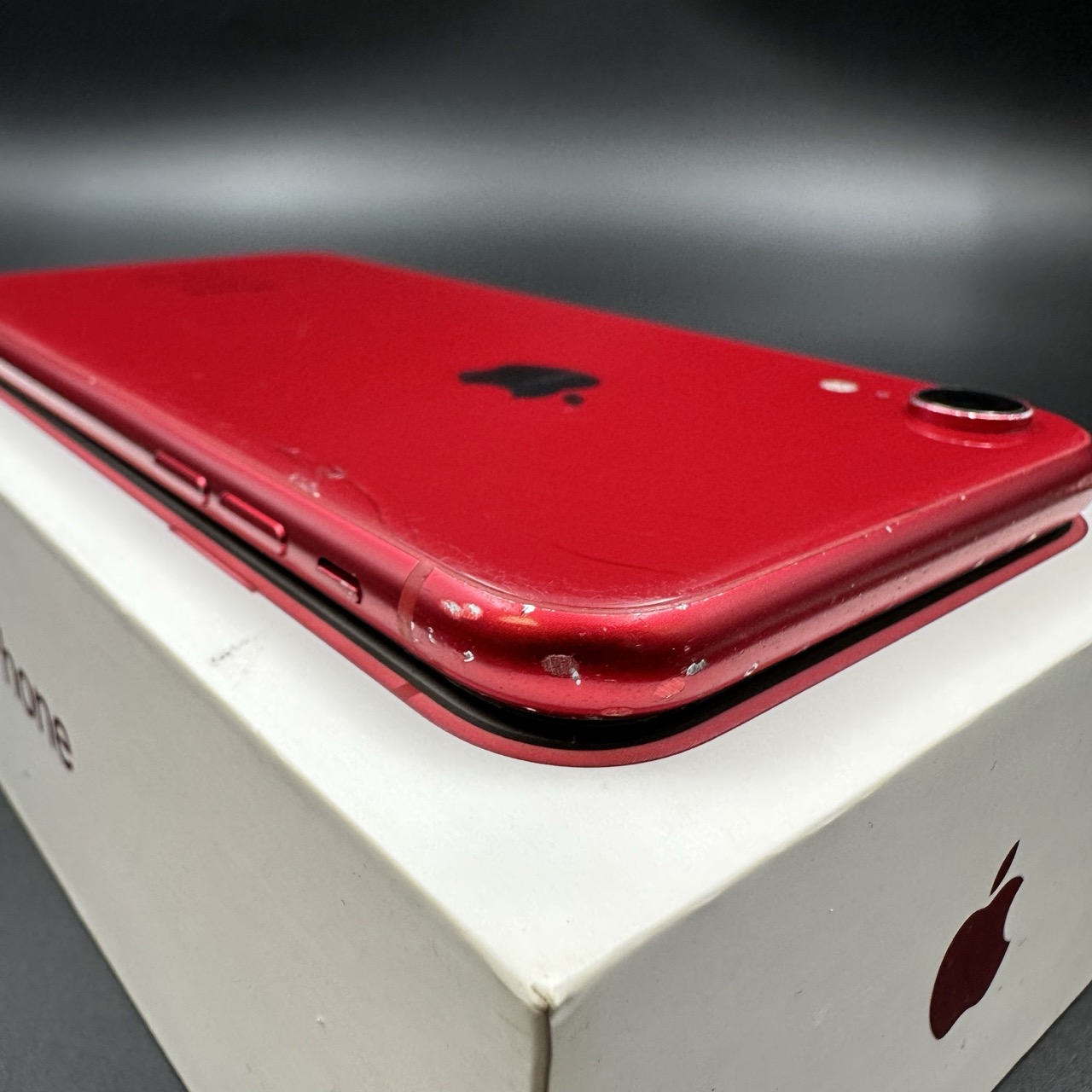 iPhone XR 256GB (Product) Red (Cracked Back and Front) | Buy Pre